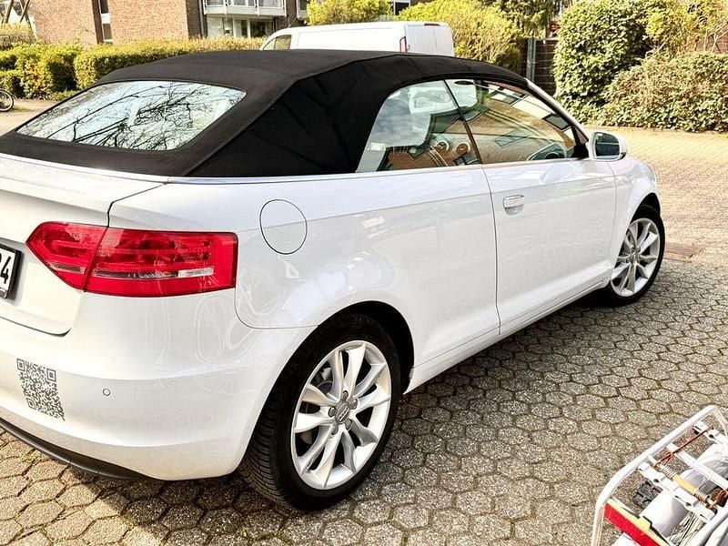 Gebraucht Audi A3 Cabriolet Ambition 140 PS (102 kW) 2012 Weiß Cabrio
