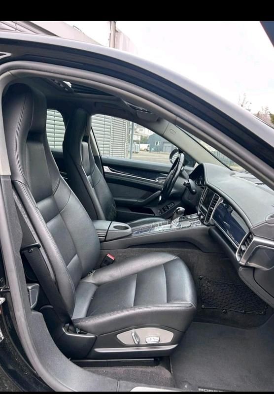 Gebraucht Porsche Panamera 2012 Schwarz Kleinwagen