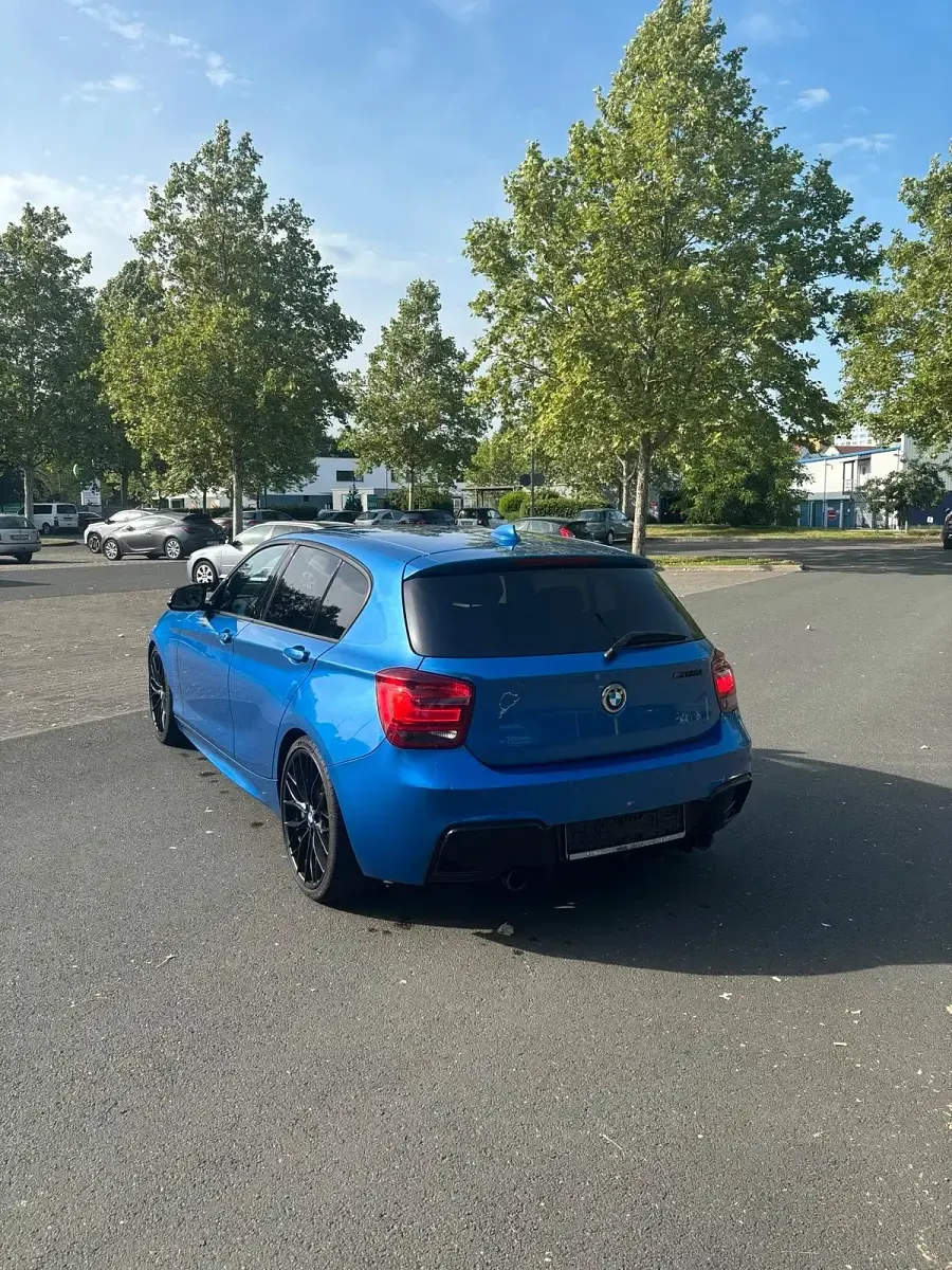 Gebraucht BMW M135 Sport Line 320 PS (235 kW) 2013 Blau Kleinwagen