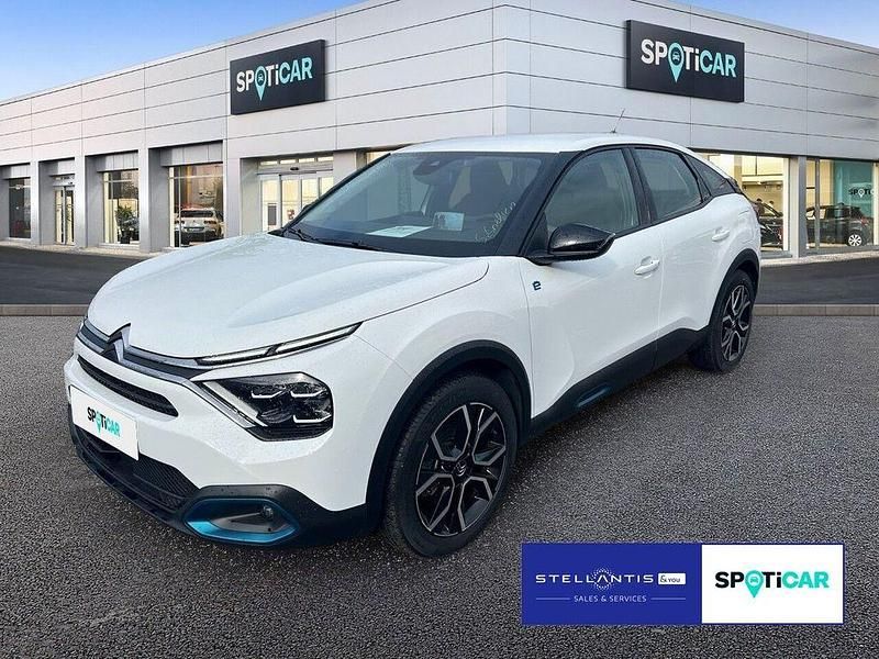 Weiß Gebraucht 2022 Citroën e-C4 Feel Limousine | 18.490 € (Fairer Preis) - Bild 1/4