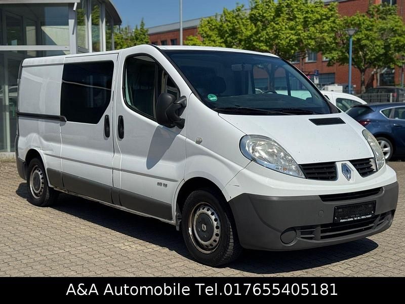 Gebraucht Renault Trafic 114 PS (83 kW) 2008 Weiß Van / Kleinbus