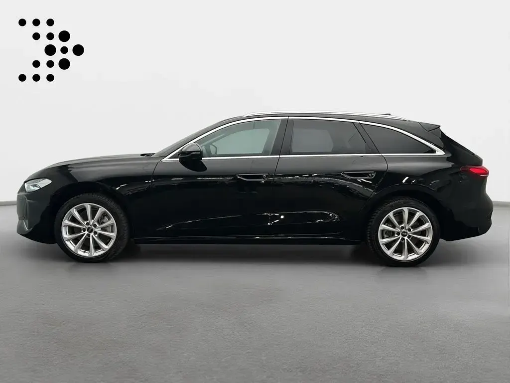 Gebraucht Audi A5 Comfort 204 PS (150 kW) 2025 Mythosschwarz metallic Kombi