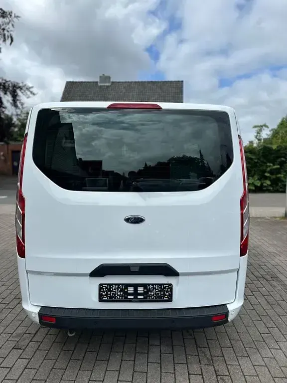 Gebraucht Ford Transit Custom Trend 131 PS (96 kW) 2020 Weiß Van / Kleinbus