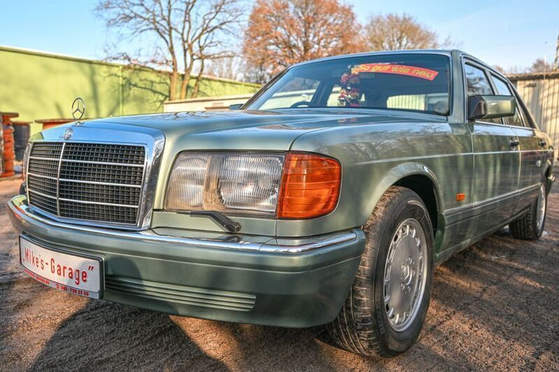 Nelkengrün Gebraucht 1991 Mercedes 420 Limousine | 18.900 € - Bild 1/4