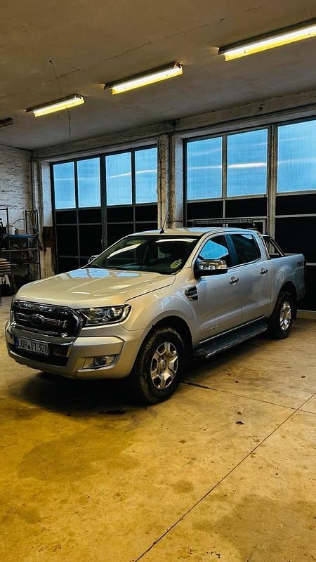 Silber Gebraucht 2016 Ford Ranger Limited Abholung | 16.800 € - Bild 1/4