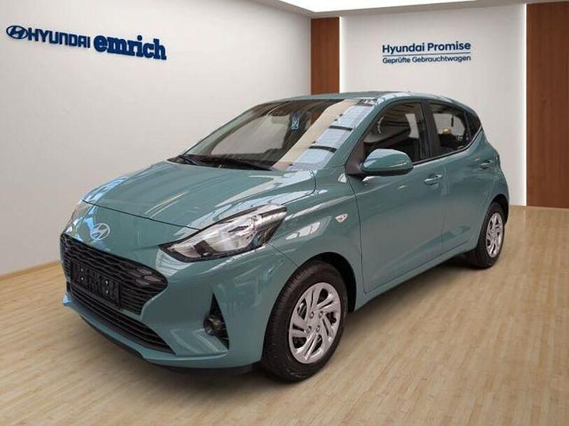 Grün Gebraucht 2025 Hyundai i10 Select Kleinwagen | 15.990 € (Fairer Preis) - Bild 1/4