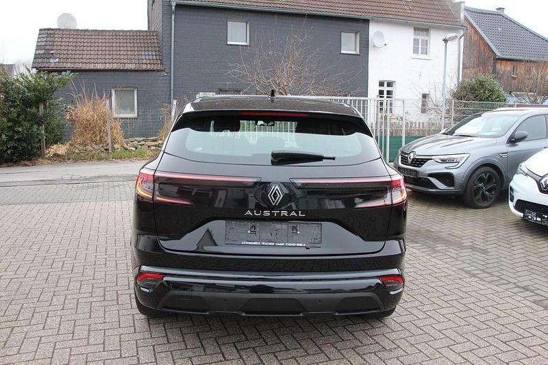 Gebraucht Renault Austral Evolution 158 PS (116 kW) 2024 Sternen schwarz SUV