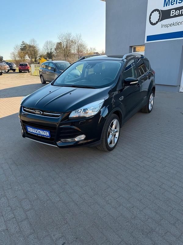 Gebraucht Ford Kuga 180 PS (132 kW) 2015 Schwarz SUV