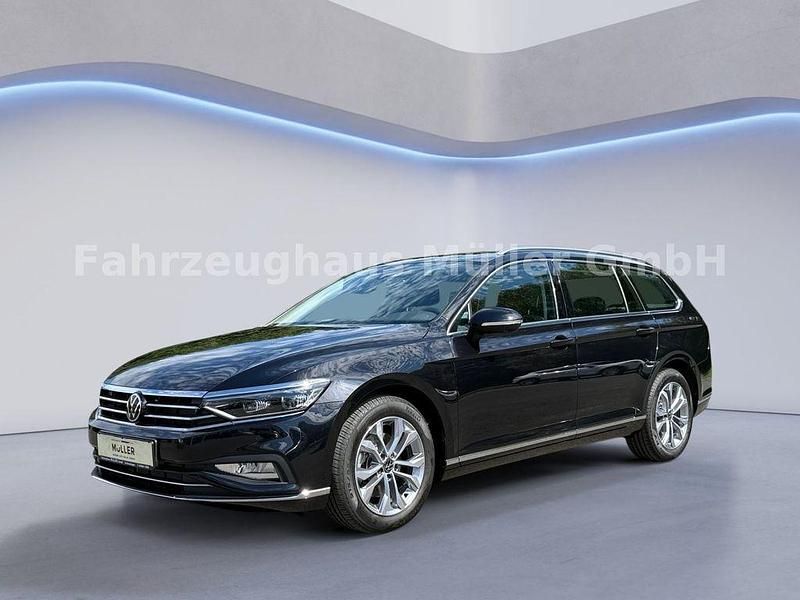 Schwarz Gebraucht 2024 VW Passat Elegance Kombi | 38.500 € (Guter Preis) - Bild 1/4