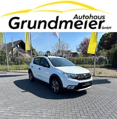 Gletscherweiss Gebraucht 2018 Dacia Sandero Stepway Kleinwagen | 10.999 € (Etwas zu teuer) - Bild 1/4