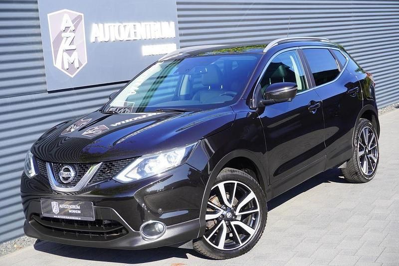 Schwarz Gebraucht 2016 Nissan Qashqai 360º SUV | 13.990 € (Fairer Preis) - Bild 1/4