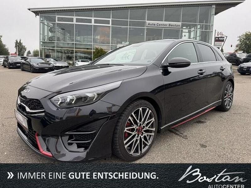 Schwarz Gebraucht 2024 Kia Ceed Kleinwagen | 27.900 € (Guter Preis) - Bild 1/4