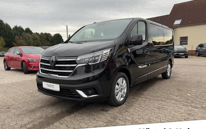 Neu Renault Trafic Evolution 170 PS (125 kW) 2025 Tenebroschwarz metallic (schwarz) (schwarz) Van / Kleinbus