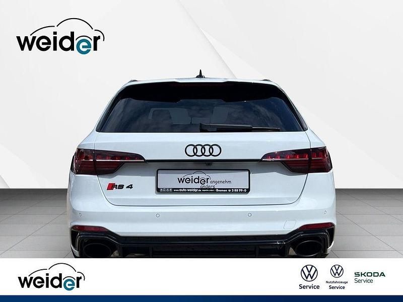 Gebraucht Audi RS4 Sport 450 PS (330 kW) 2025 Weiß Kombi