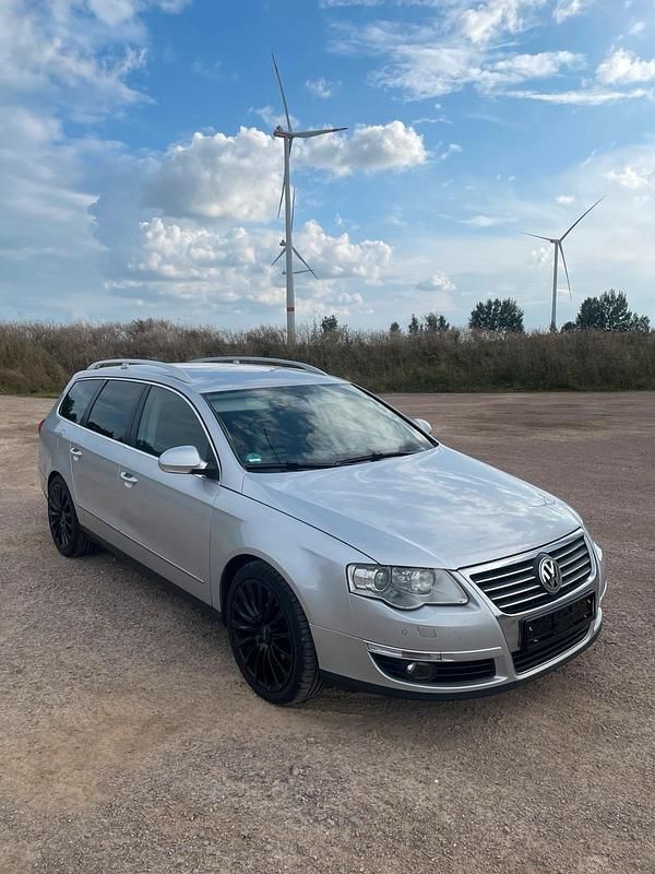 Gebraucht VW Passat 250 PS (183 kW) 2007 Silber Kombi