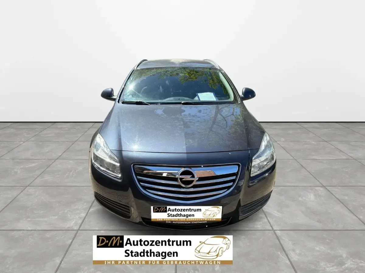 Gebraucht Opel Insignia Edition 140 PS (102 kW) 2010 Blau Kombi