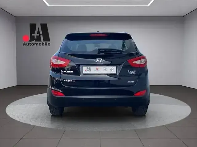 Gebraucht Hyundai ix35 Style 136 PS (100 kW) 2014 Schwarz SUV