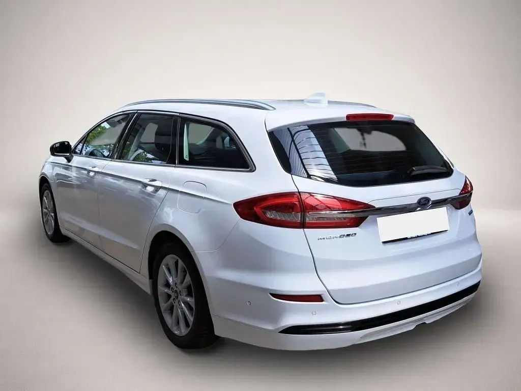 Gebraucht Ford Mondeo Titanium 188 PS (138 kW) 2022 Weiß Kombi