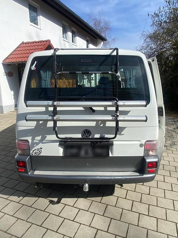 Second-hand VW Caravelle 102 CP (75 kW) 2002 Alb Van