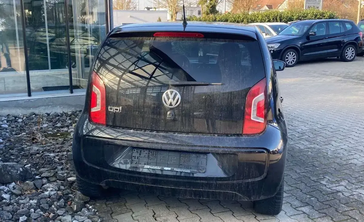 Second-hand VW up! 75 CP (55 kW) 2013 Negru Hatchback