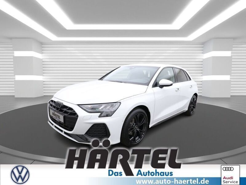 Gletscherweiss Neu 2024 Audi A3 Sportback S-Line Limousine | 34.900 € (Superpreis) - Bild 1/4