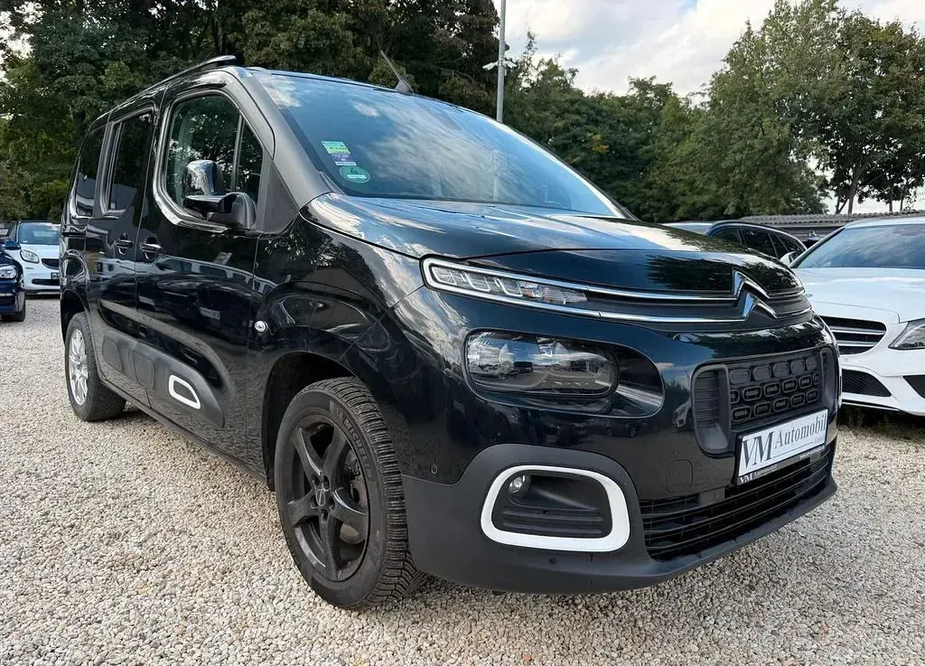 Gebraucht Citroën Berlingo Shine 131 PS (96 kW) 2021 Schwarz Van / Kleinbus