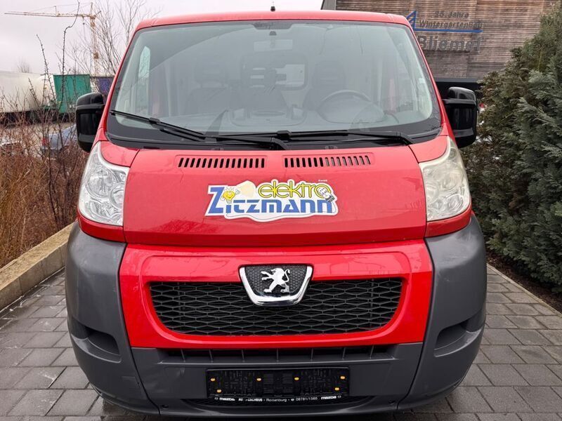 Rot Gebraucht 2012 Peugeot Boxer Van | 5.250 € (Guter Preis) - Bild 1/4