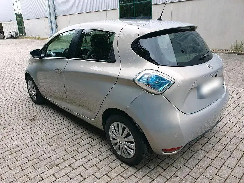 Gebraucht Renault Zoe Intens 64 kW (88 PS) 2016 Beige Kleinwagen