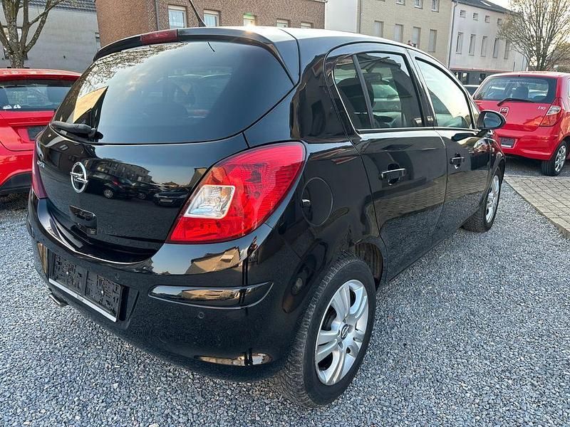 Gebraucht Opel Corsa Satellite 87 PS (63 kW) 2011 Schwarz Kleinwagen