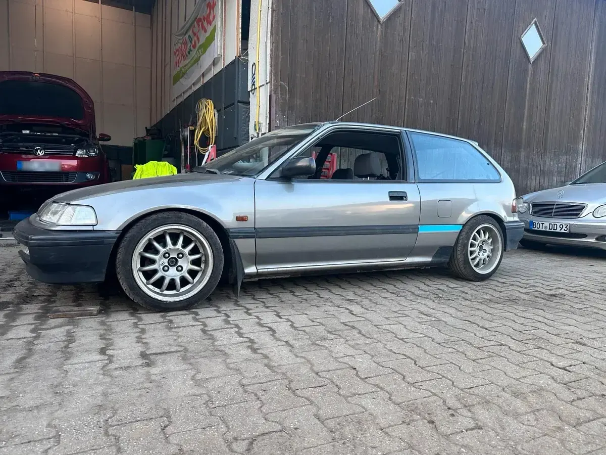 Gebraucht Honda Civic 75 PS (55 kW) 1989 Andere farben Kleinwagen