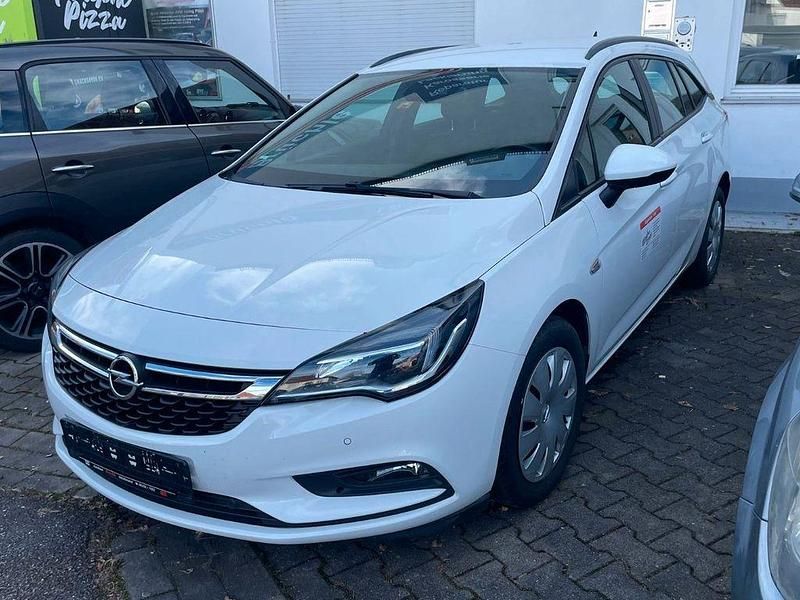 Gebraucht Opel Astra Edition 105 PS (77 kW) 2019 Weiß Kombi