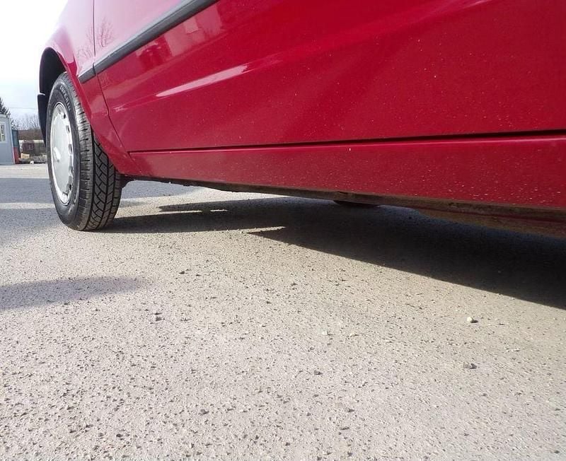 Gebraucht Ford Escort 73 PS (53 kW) 1985 Rot Limousine