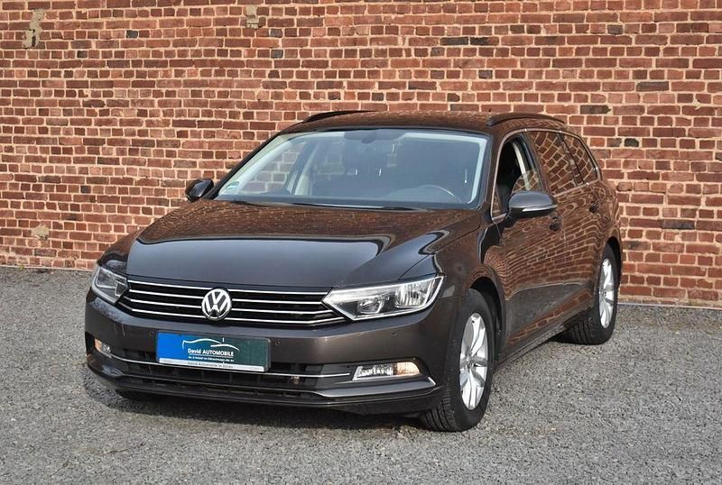 Gebraucht VW Passat 150 PS (110 kW) 2015 Braun Kombi