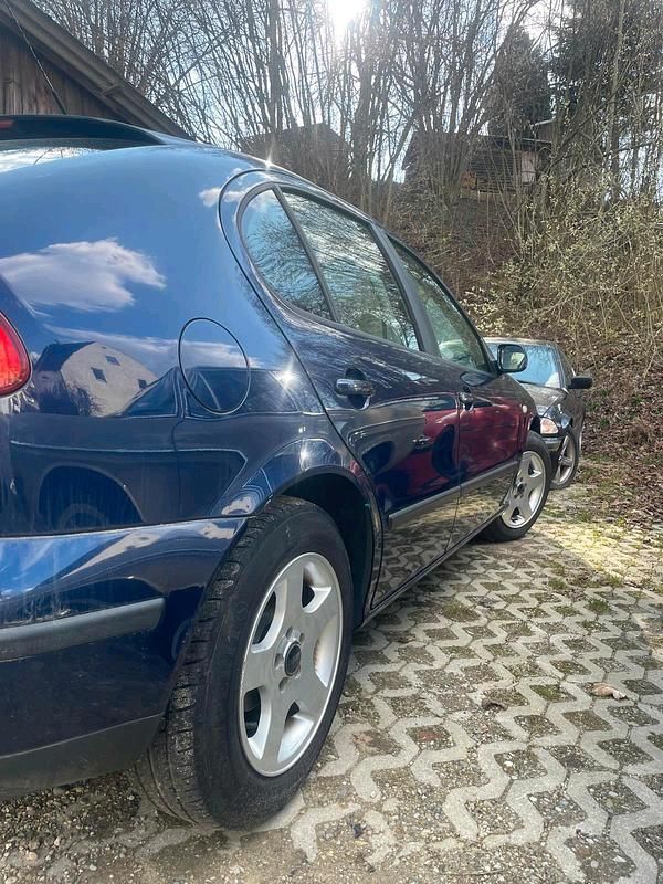 Gebraucht Seat Leon 75 PS (55 kW) 2000 Blau Kleinwagen