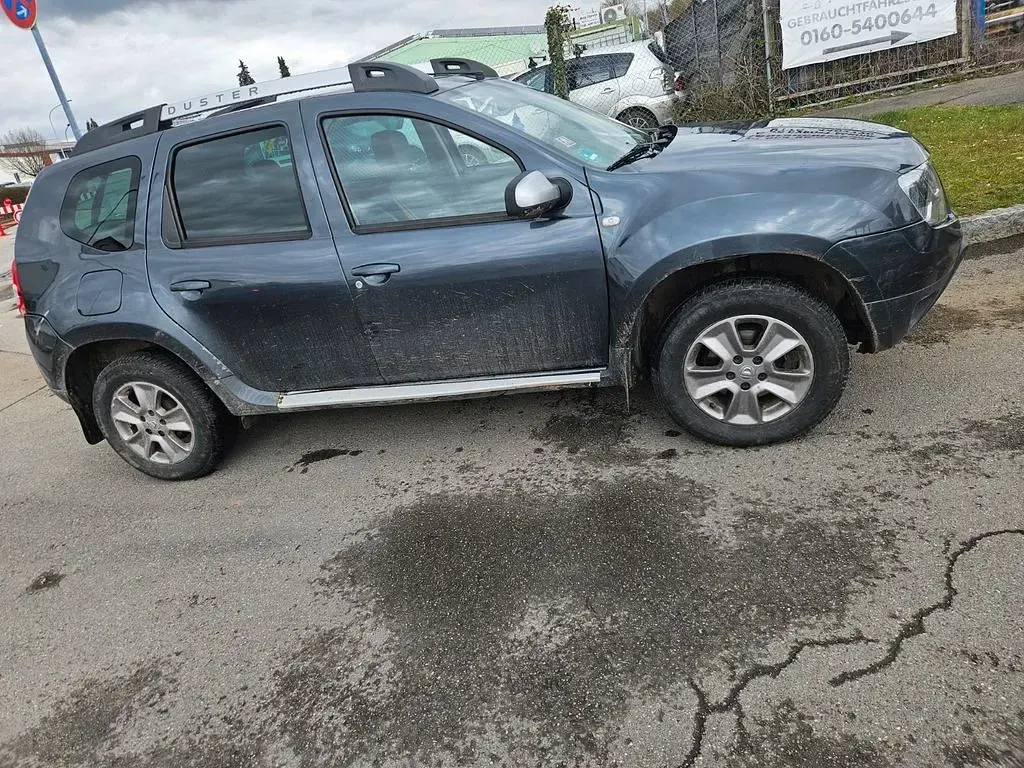 Gebraucht Dacia Duster 109 PS (80 kW) 2014 Schwarz SUV