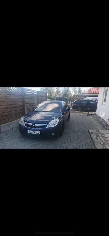 Blau Gebraucht 2006 Opel Vectra Limousine | 500 € (Superpreis) - Bild 1/4