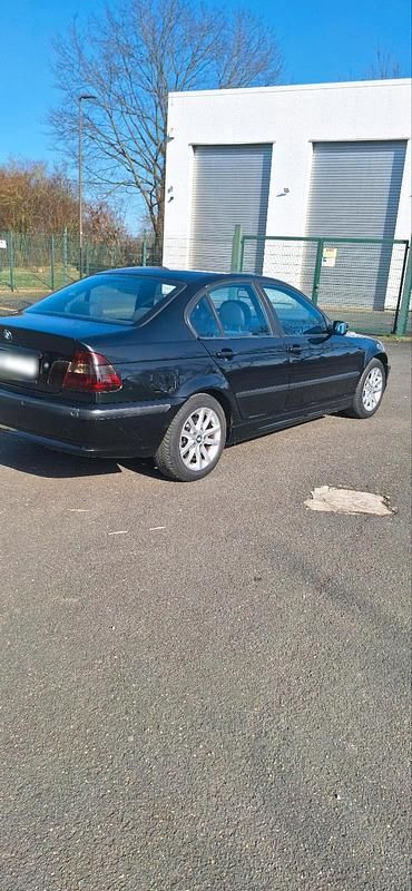 Second-hand BMW 316 2003 Negru Berlinǎ