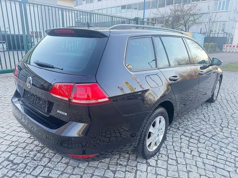 Gebraucht VW Golf VII 110 PS (80 kW) 2014 Schwarz Kombi