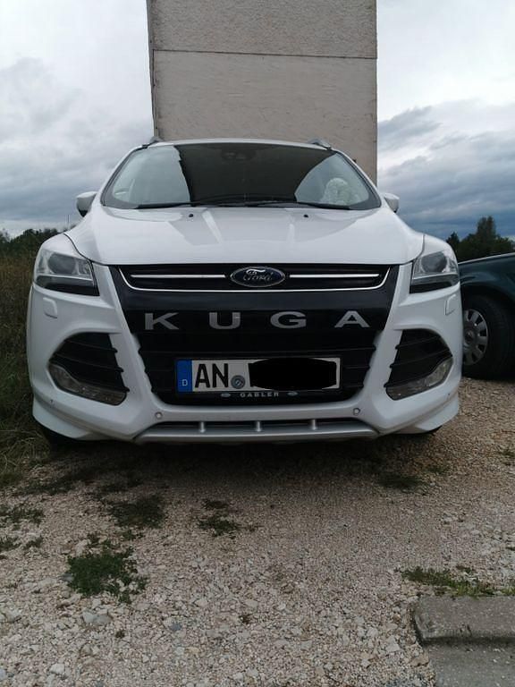 Weiß Gebraucht 2014 Ford Kuga Individual SUV | 10.999 € (Fairer Preis) - Bild 1/1
