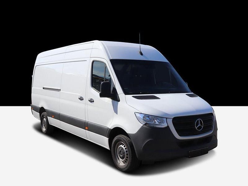 Weiß Gebraucht 2023 Mercedes Sprinter Van | 40.950 € (Etwas zu teuer) - Bild 1/4
