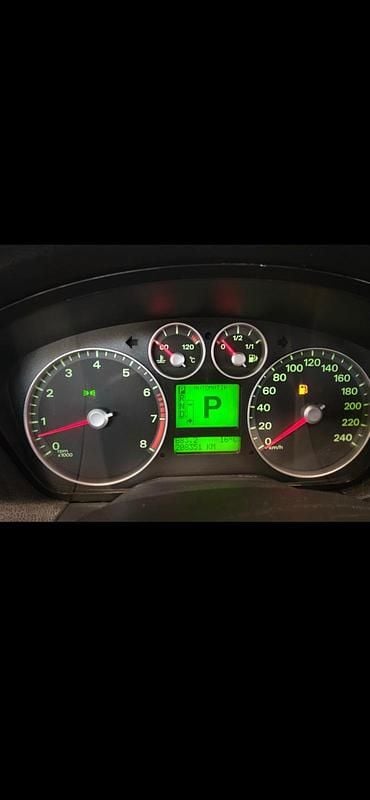 Gebraucht Ford Focus 101 PS (74 kW) 2006 Silber Kombi