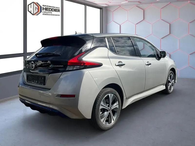 Gebraucht Nissan Leaf N-Connecta 160 kW (218 PS) 2020 Silber Kleinwagen