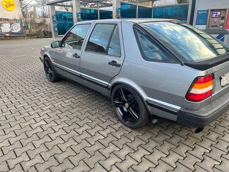 Gebraucht Saab 9000 340 PS (250 kW) 1991 Silber Limousine