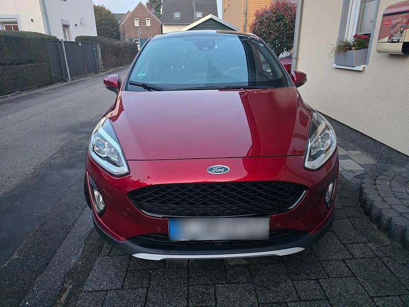 Gebraucht Ford Fiesta Active X 101 PS (74 kW) 2020 Rot Kleinwagen