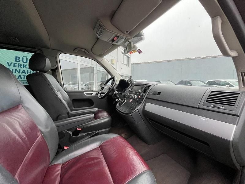 Gebraucht VW Multivan Highline 174 PS (127 kW) 2008 Braun Van