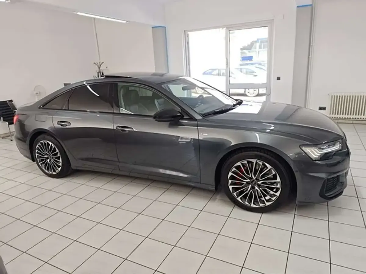 Gebraucht Audi A6 S-Line 367 PS (269 kW) 2021 Daytonagrau (metallic) Limousine