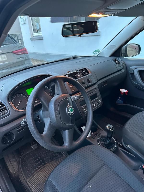 Gebraucht Skoda Fabia Elegance 86 PS (63 kW) 2011 Beige Kleinwagen