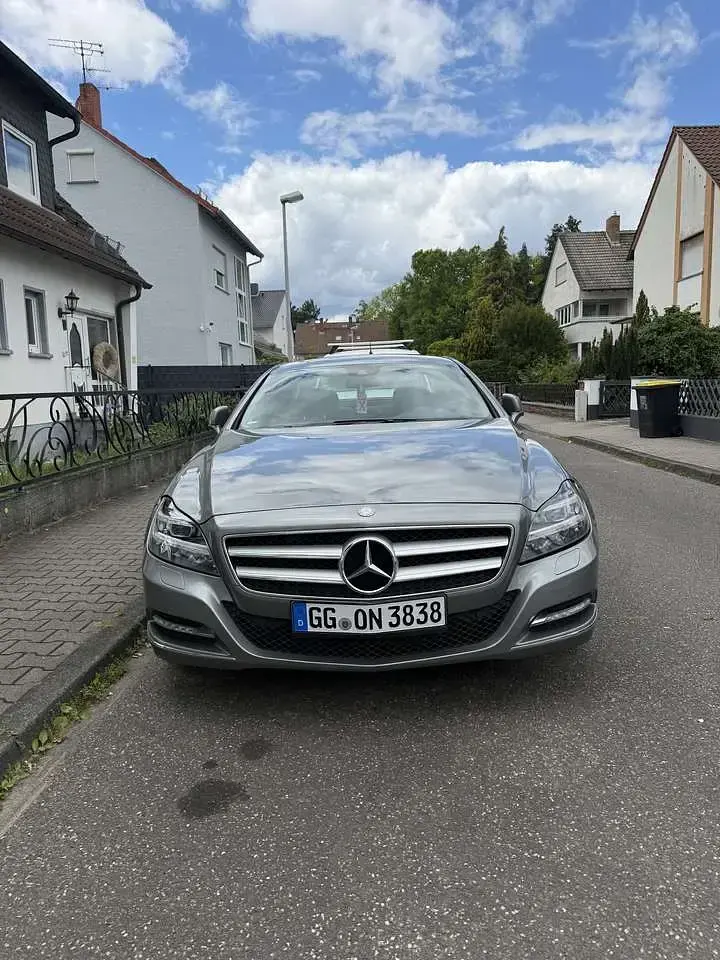 Gebraucht Mercedes CLS350 265 PS (194 kW) 2011 Silber Coupé