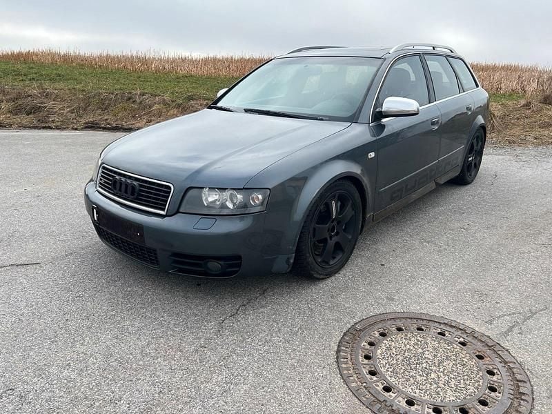 Gebraucht Audi S4 344 PS (253 kW) 2003 Blau Kombi