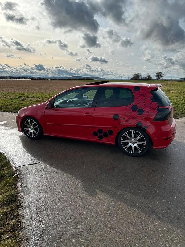 Gebraucht VW Golf V GTI 200 PS (147 kW) 2005 Rot Kleinwagen